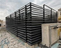 Louver screen on the roof